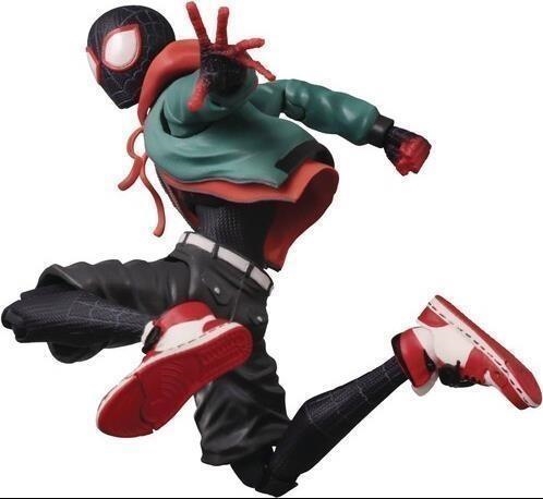 Marvel: D4 Toys - Spider-Man Miles Morales Sentinel Sv-Action Af Rei